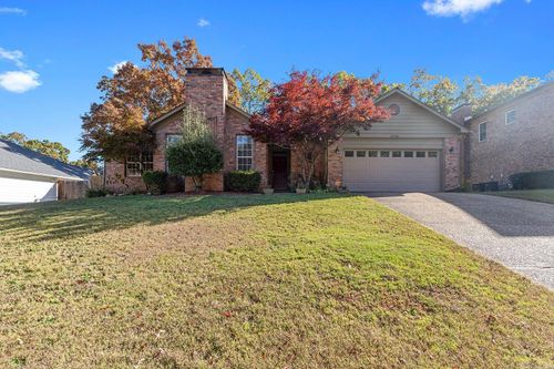 14700 Woodcreek Dr, Little Rock, AR, 72211-2942 | Card Image