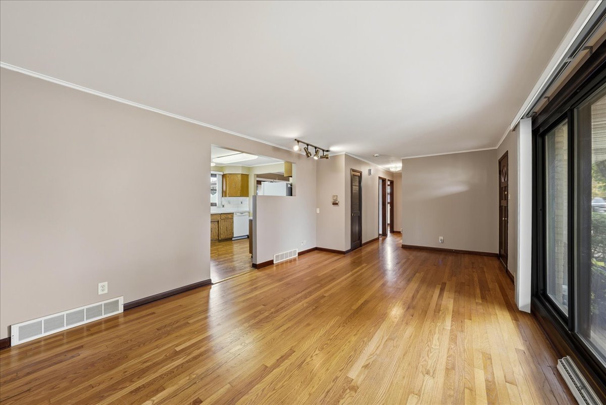 Residential in Chicago Ridge