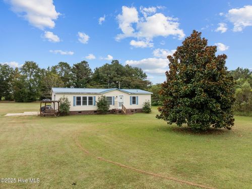 3125 N Main St, Farmville, NC, 27828-9202 | Card Image