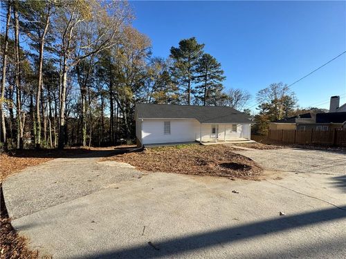 3599 Ridge Rd Se, Smyrna, GA, 30080-5829 | Card Image