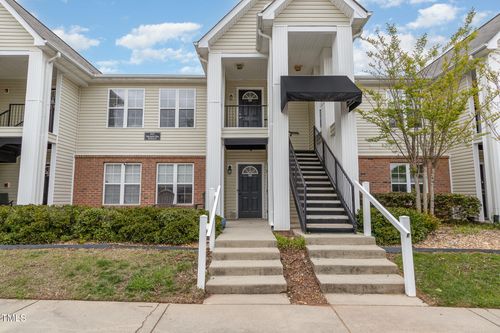 apt-202-2411 Vancastle Way, Raleigh, NC, 27617-8523 | Card Image