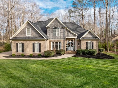 102 Players Dr, Easley, SC, 29642-3100 | Card Image