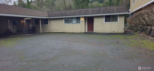 13821 Se Allen Rd, Bellevue, WA, 98006-1444 | Card Image