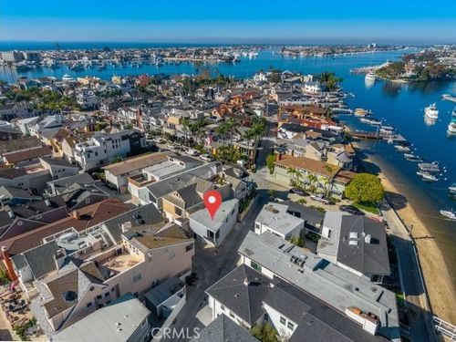 226 Garnet Ave, Newport Beach, CA, 92662-1011 | Card Image