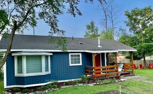 3360 Bethune Ave, Ridgeway, ON, L0S1N0 | Card Image