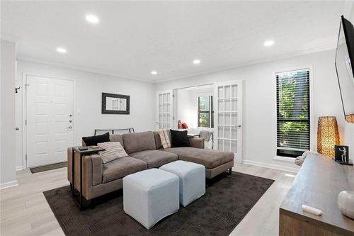 709-709 Summit North Dr Ne, Atlanta, GA, 30324-3144 | Card Image
