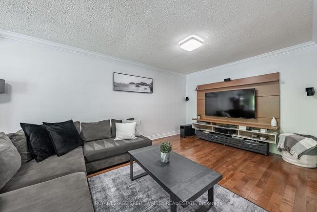 8 Petunias Rd, House attached with 4 bedrooms, 2 bathrooms and 3 parking in Brampton ON | Image 13