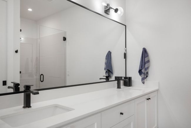 A - 1410 E 3 Rd St, House other with 4 bedrooms, 5 bathrooms and 2 parking in Austin TX | Image 20