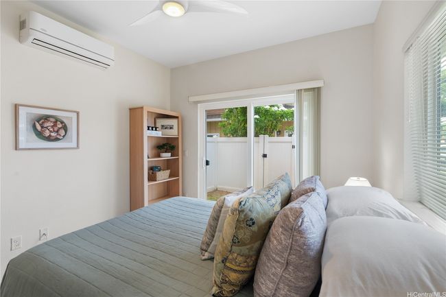 Opens out to private enclosed yard | Image 11