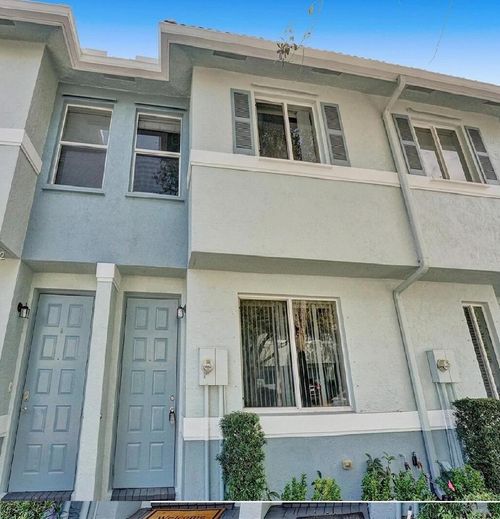 3520 Oleander Ter, Riviera Beach, FL, 33404-1879 | Card Image