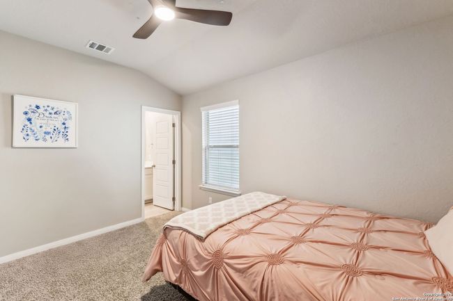 320 Shelton Pass, House other with 4 bedrooms, 3 bathrooms and null parking in Cibolo TX | Image 24