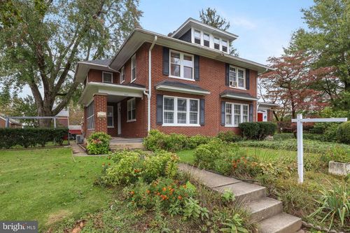 1055 Louise Ave, LANCASTER, PA, 17601-5145 | Card Image