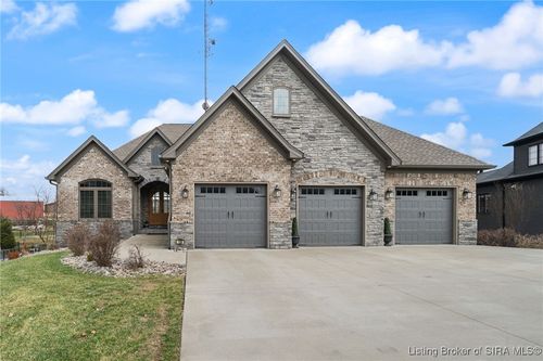 120 Stable Way, Jeffersonville, IN, 47130-5412 | Card Image