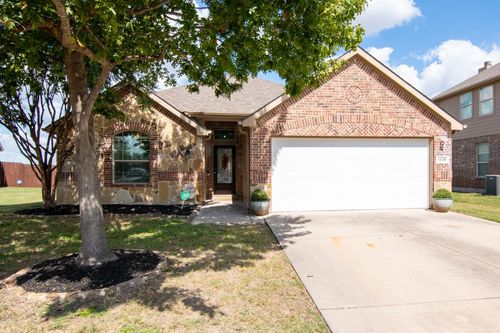 1336 Shelley Dr, Burleson, TX, 76028-9409 | Card Image