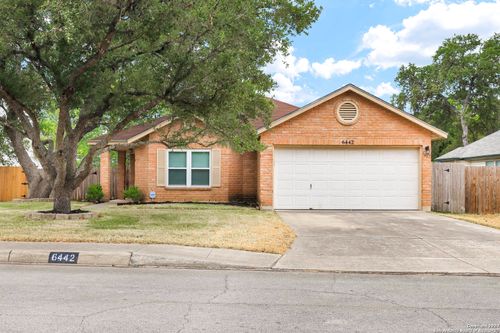 6442 Maverick Trail Dr, San Antonio, TX, 78240-5902 | Card Image
