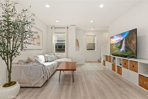 67 Sanctuary Ln, Mission Viejo, CA, 92692-5999 | Card Image