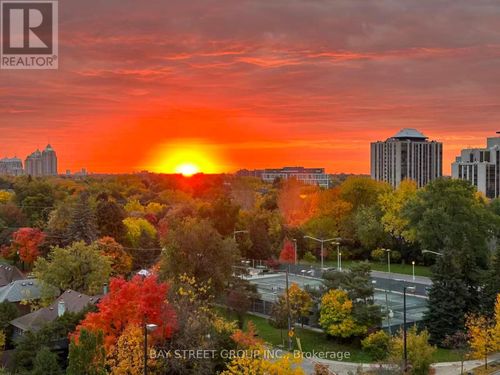906-28 Hollywood Avenue, Toronto (Willowdale East), ON, M2N6S4 | Card Image