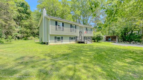 18 Mystery Ct, Athens, NY, 12015-3210 | Card Image