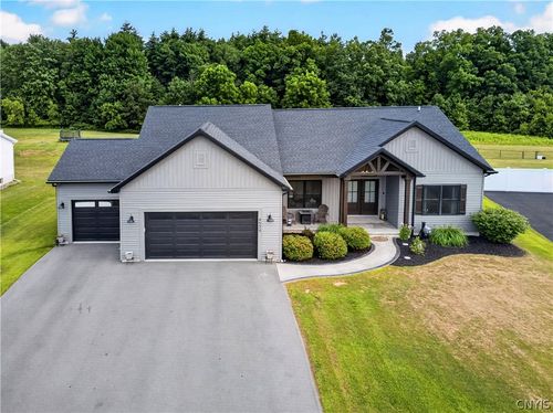 4534 Hollyshire Way, Clay, NY, 13041-9745 | Card Image