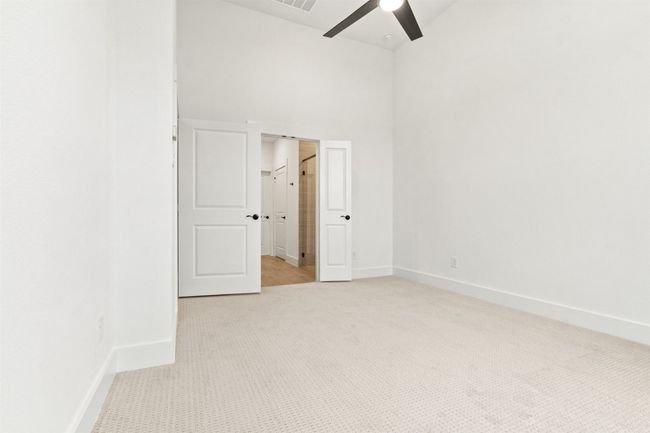 015-12516AudubonTrail-Rowlett-TX-75089-PrimaryBedroom.jpg-SMALL | Image 15