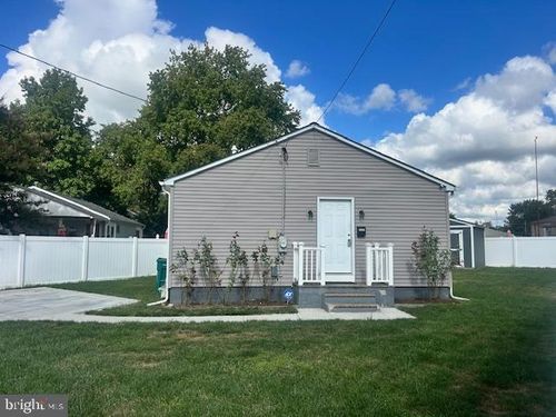 5605 Toga St, BRISTOL, PA, 19007-3432 | Card Image