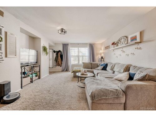 apt-c-9190 E Arbor Cir, Englewood, CO, 80111-5277 | Card Image