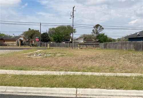 2701 Gold Rush Ln, Corpus Christi, TX, 78410-2212 | Card Image