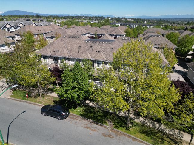 72 - 6852 193 Street, Townhouse with 3 bedrooms, 2 bathrooms and 1 parking in Surrey BC | Image 3
