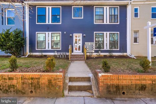 2-1605 F St Ne, WASHINGTON, DC, 20002-4556 | Card Image