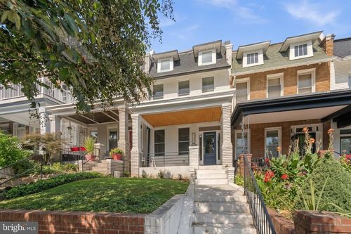 220 V St Ne, WASHINGTON, DC, 20002-1410 | Card Image