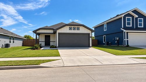 4145 Woodhill Bend Drive, Fort Worth, TX, 76036 | Card Image