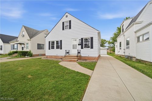 1616 Marietta Ave, Parma, OH, 44134-2048 | Card Image