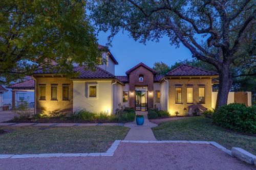 3 The Hills Dr, The Hills, TX, 78738-1537 | Card Image