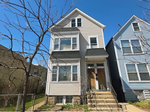 2712 N Western Ave, Chicago, IL, 60647-2017 | Card Image