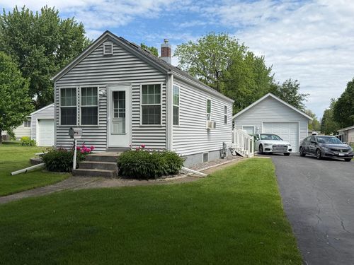 231 10th Ave, Worthington, MN, 56187-1579 | Card Image