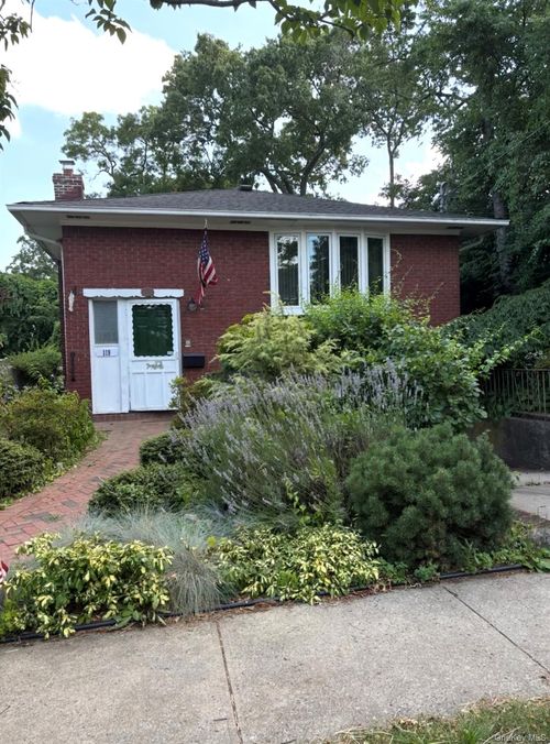 119 Norwood Avenue, Hempstead, NY, 11565 | Card Image