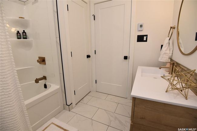 302 Coventry Cres, House other with 4 bedrooms, 3 bathrooms and 4 parking in Nipawin SK | Image 40