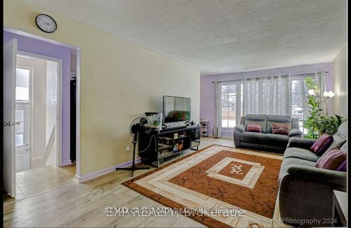 51 Santamonica Blvd, Scarborough, ON, M1L4H3 | Card Image
