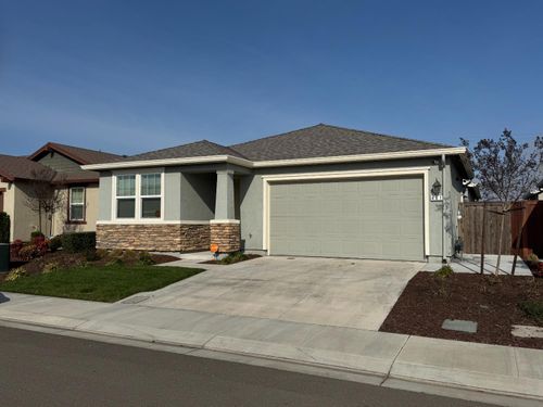 461 Walcott St, Manteca, CA, 95336-8594 | Card Image