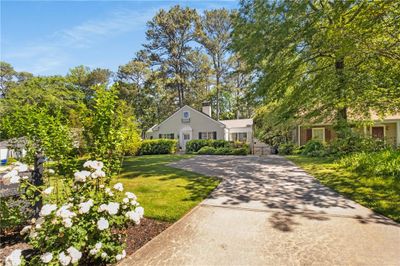 1934 Edinburgh Terrace Ne, House other with 4 bedrooms, 3 bathrooms and null parking in Atlanta GA | Image 2