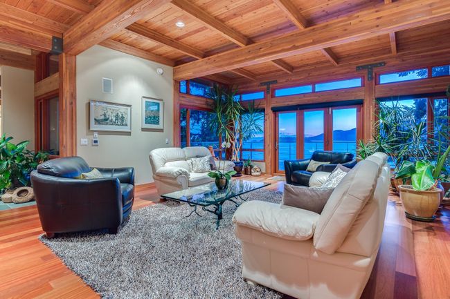 5363 Kew Cliff Road, House other with 5 bedrooms, 4 bathrooms and 8 parking in West Vancouver BC | Image 14