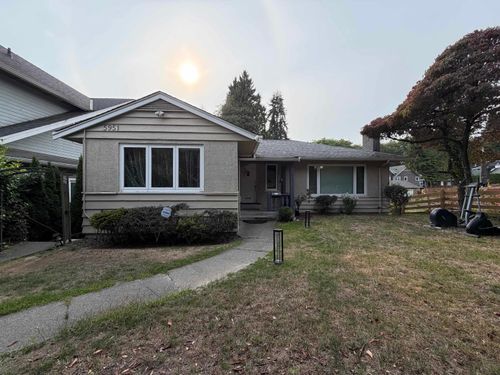 5951 Dunbar St, Vancouver, BC, V6N1W8 | Card Image