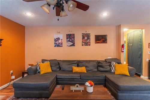 1530 6th Ave, Freedom, PA, 15042-1913 | Card Image