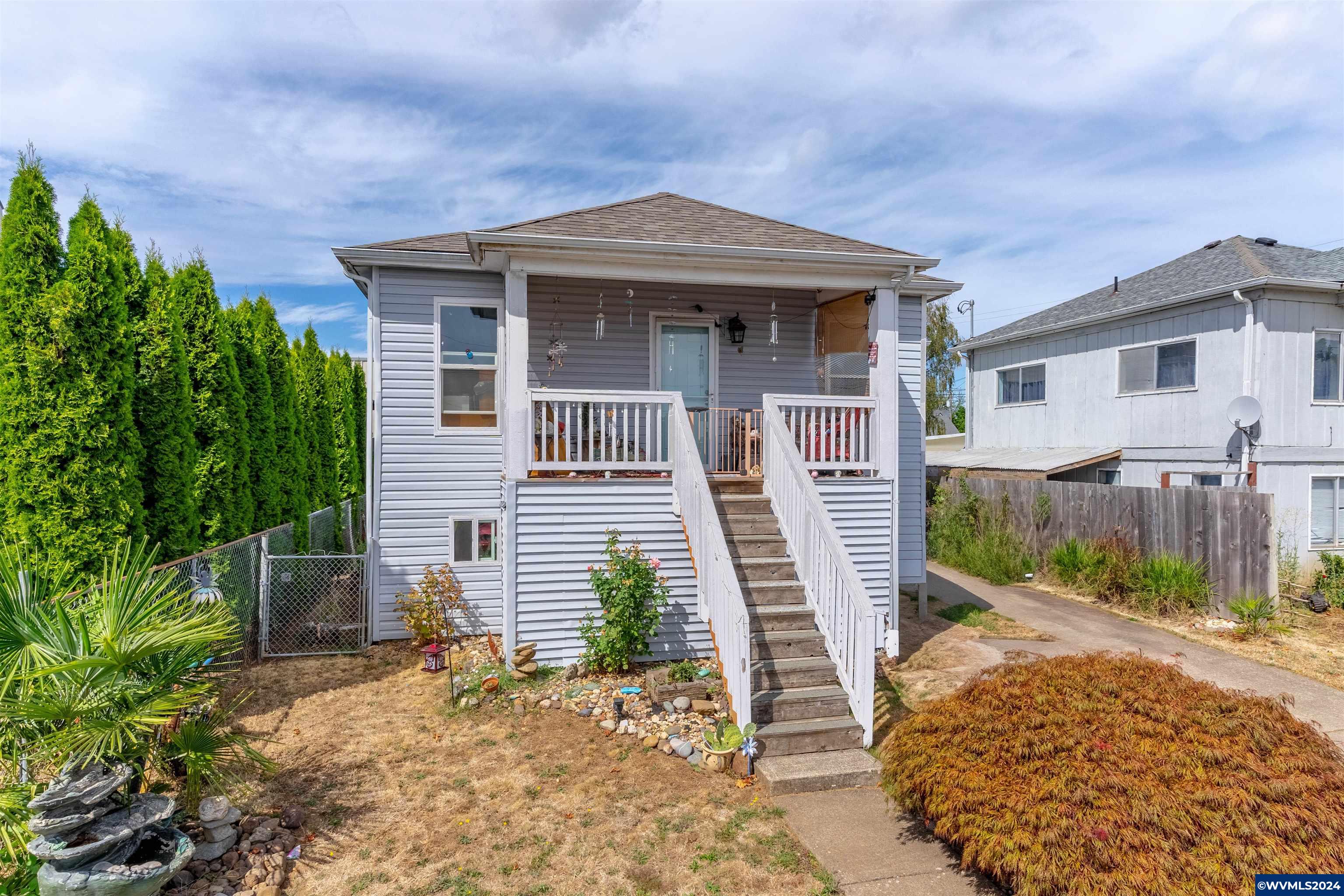 Shelton St, Dallas, OR 97338