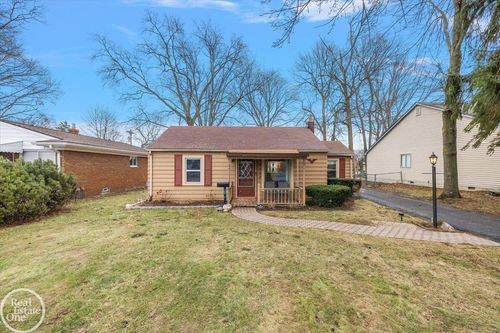 45252 Platt St, Utica, MI, 48317-5664 | Card Image