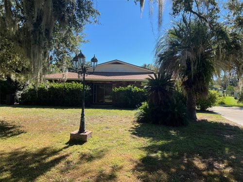 35412 Crescent Dr, Fruitland Park, FL, 34731-6207 | Card Image