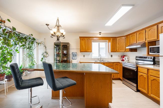 2992 152a St, House other with 3 bedrooms, 2 bathrooms and 4 parking in Surrey BC | Image 11
