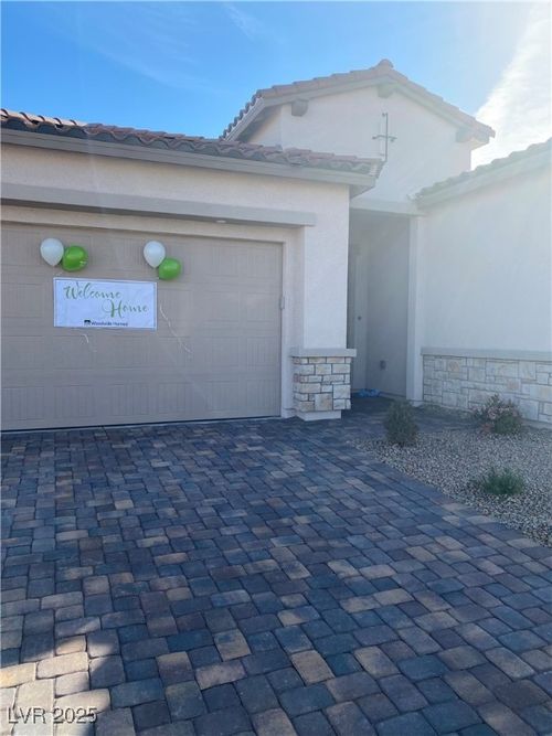 740 Omaggio Pl, Henderson, NV, 89011-5487 | Card Image