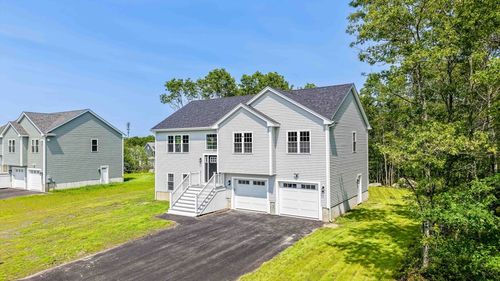 226 Meadow View Ln, Tiverton, RI, 02878-3241 | Card Image
