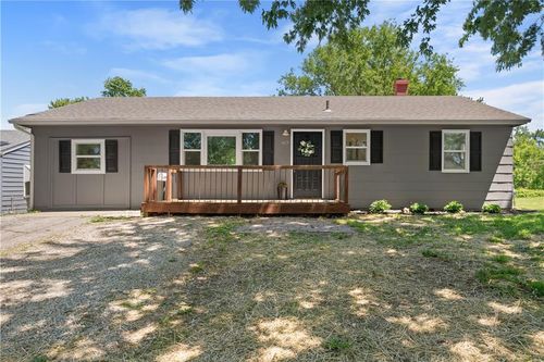 1415 N High St, Independence, MO, 64050-1917 | Card Image